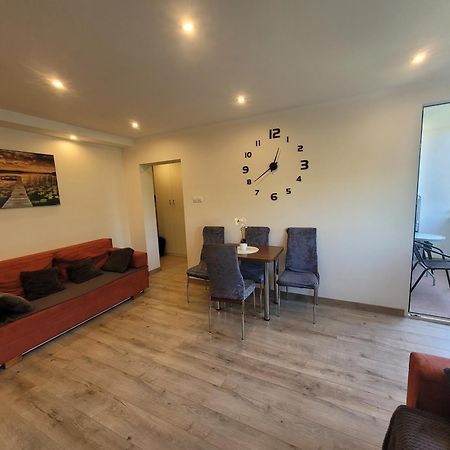 Apartament Centrum - Aleja Swietego Jana Pawla II Kołobrzeg Exterior foto